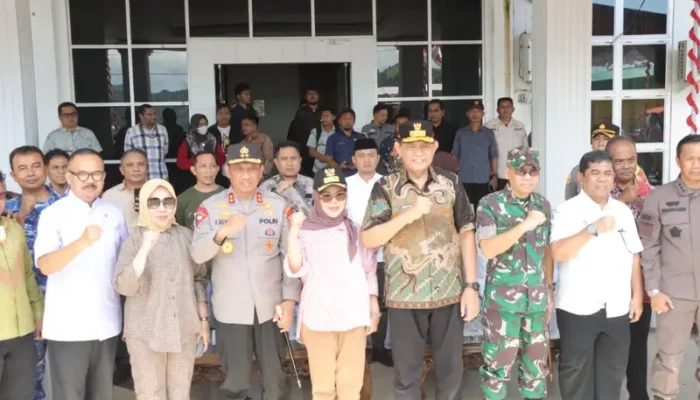 Kapolda Gorontalo Tinjau Distribusi Logistik Jelang PSU Pilkada Gorontalo Utara