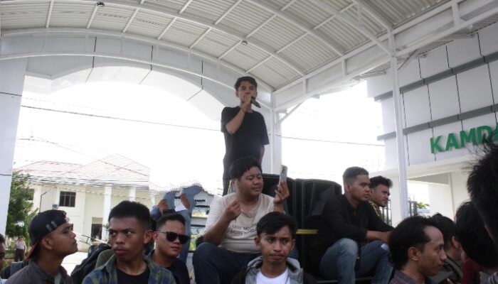 Fahrul Wahidji Desak Bupati Bone Bolango Rekomendasikan Pemecatan Kepala BPN