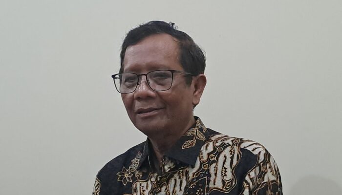 Mahfud MD: UGM Tak Perlu Terlibat Jauh soal Ijazah Jokowi