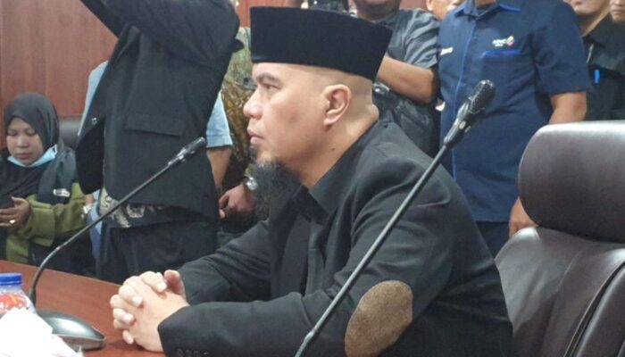 Ahmad Dhani Disanksi Mahkamah Kehormatan Dewan Atas Usulalan Rasis