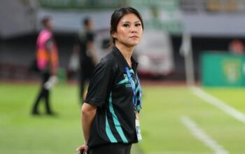 Eveline Sanita akan tinggalkan PSBS Biak.