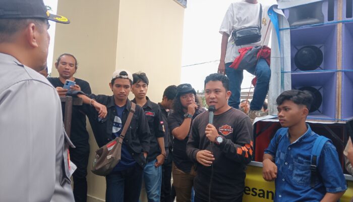 Mahasiswa Geruduk Polda Gorontalo, Desak Penutupan Tambang Ilegal dan Usut “Tim Joker”