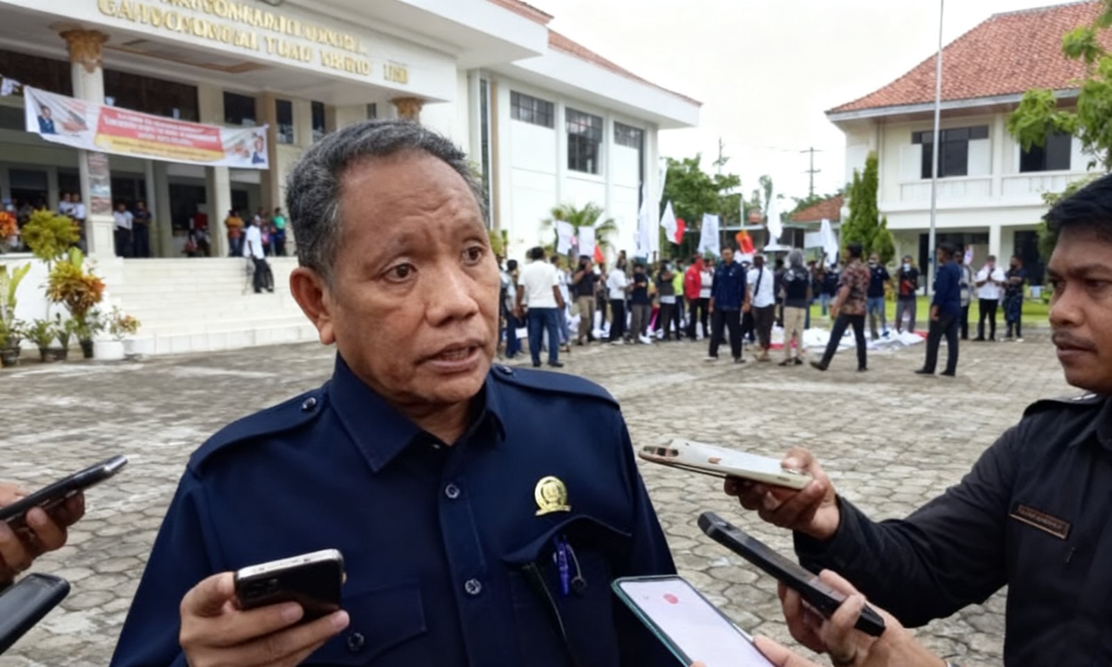 Drs. Ridwan Monoarfa, Wakil ketua I DPRD Provinsi Gorontalo