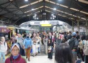 Hari Ke-8 Angkutan Lebaran 2026, KAI Daop 2 Bandung Catat Pelayanan Tertinggi Pada Arus Mudik