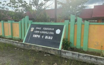 Erlangga Biayai Pembersihan Sekolah Terdampak Banjir di Gorontalo Utara